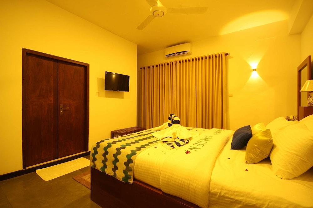 Sevonra Hotel อูนาวาตูนา ภายนอก รูปภาพ