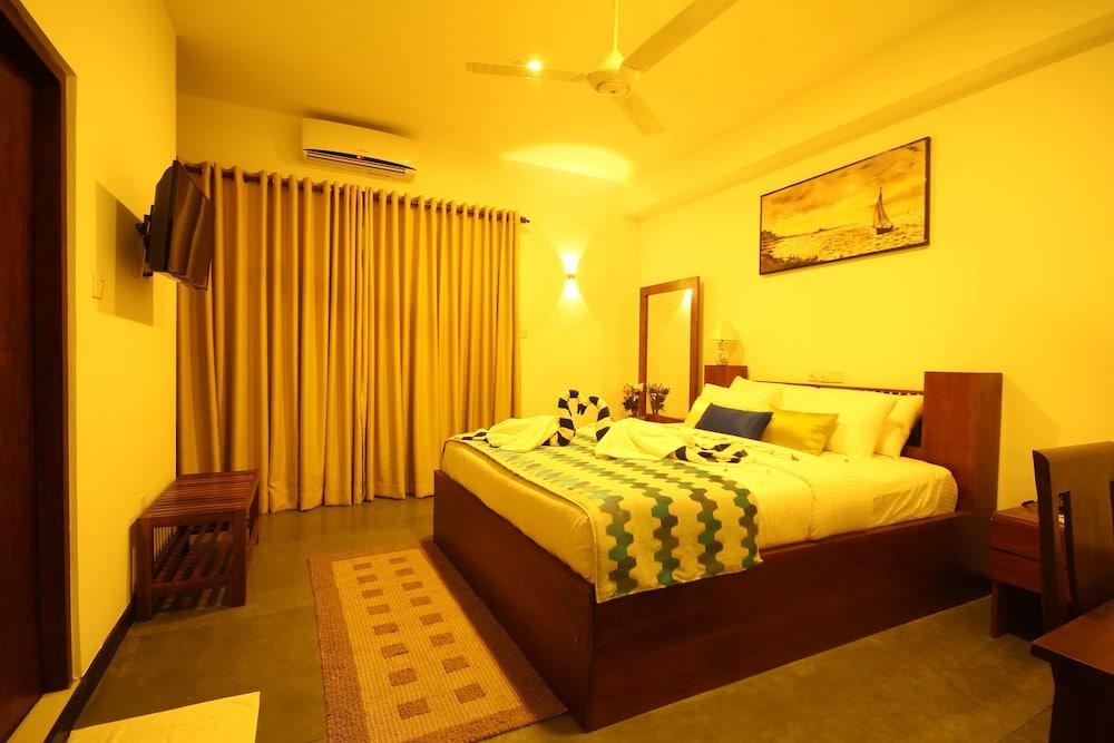 Sevonra Hotel อูนาวาตูนา ภายนอก รูปภาพ
