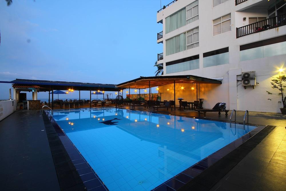 Sevonra Hotel อูนาวาตูนา ภายนอก รูปภาพ